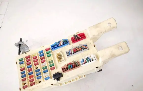 Hyundai Santa Fe Fuse box set 919502b200 91950-2b200