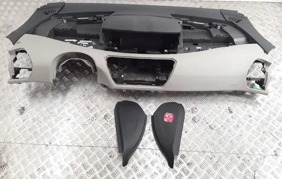 Citroen C4 Grand Picasso Dashboard 9683044477 9654247280 9654745677