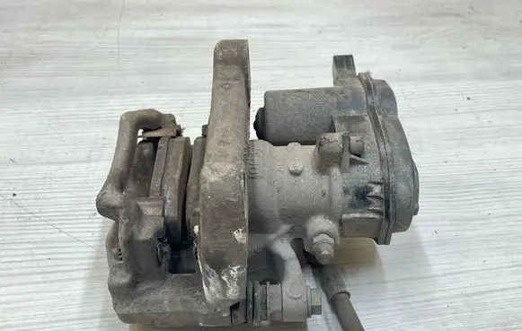 Peugeot 2008 II Rear brake caliper 9842295280 7N4Y03