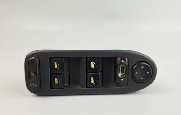 Citroen C5 Electric window control switch 96498424ZF