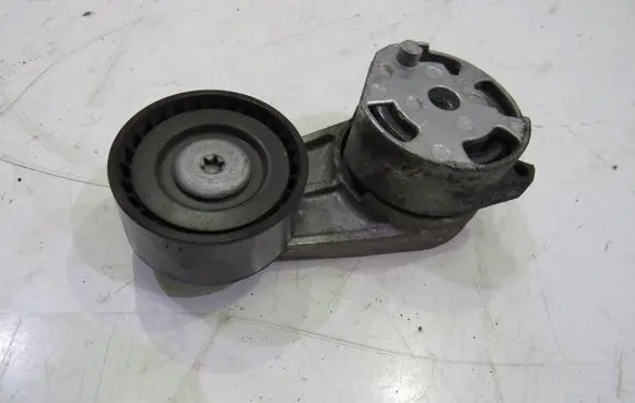 BMW 1 F20 F21 Timing belt tensioner 7603347
