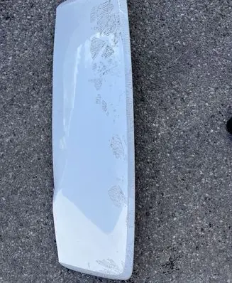 Volvo XC40 Rear window tailgate spoiler 39848148