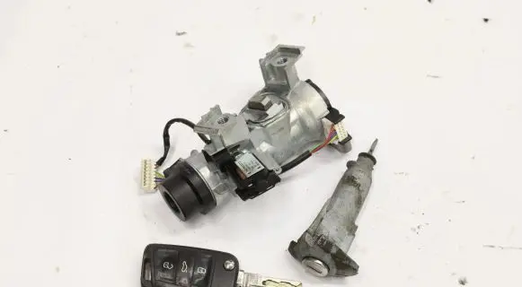 Skoda Octavia Mk3 (5E) Ignition lock 1K0905851