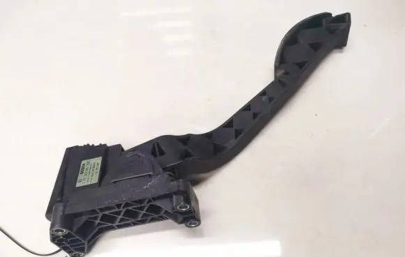 Alfa Romeo 147 Accelerator throttle pedal 0281002380 181501885