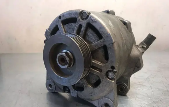 Audi A6 S6 C6 4F Generator/alternator 07L903015B