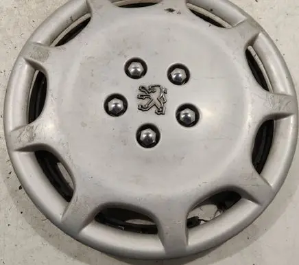 Peugeot 406 R15 wheel hub/cap/trim 9617395077