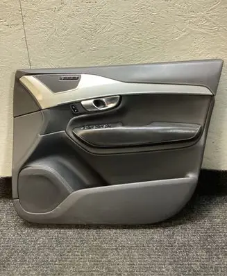 Volvo XC90 Front door card panel trim 31393114