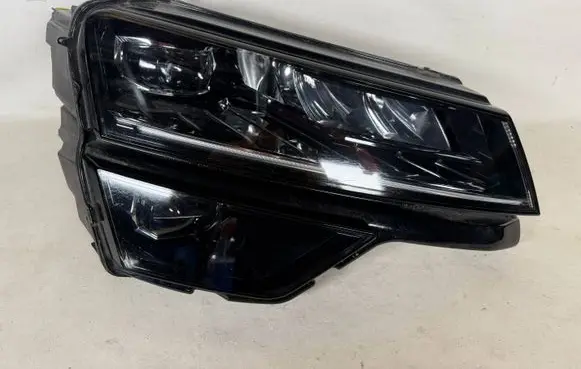 Skoda Karoq Headlight/headlamp 57b941016f