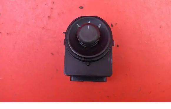 Opel Meriva B Mirror heating switch 13271827EE