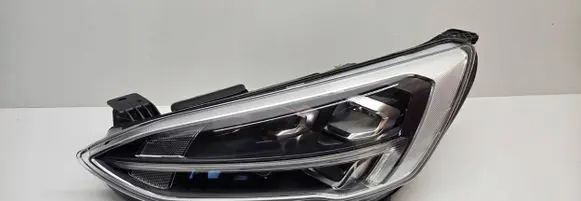 Ford Focus Headlight/headlamp JX7B-13E015-AE