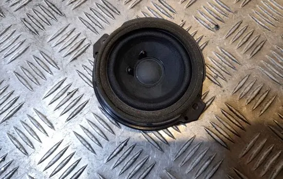 Audi Q3 8U Front door speaker 8U0035416A