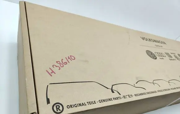 Volkswagen Multivan T6 Front bumper lip 7E8853750A