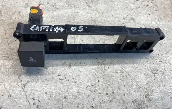 Chevrolet Captiva Seat belt warning relay 202005304