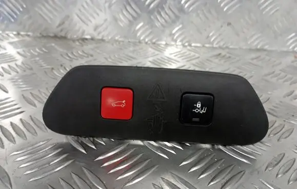 Opel Grandland X Tailgate/boot open switch button YP00069677