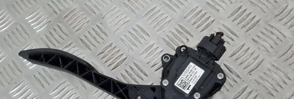 Nissan Murano Z51 Accelerator throttle pedal 180021AA0B 6PV00977200