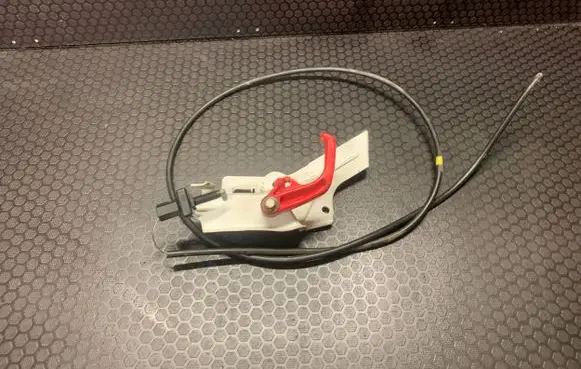 Volvo C70 Engine bonnet (hood) release handle 9441855 1386