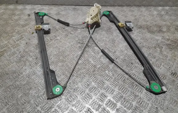 Volkswagen Transporter - Caravelle T5 Front door manual window regulator 