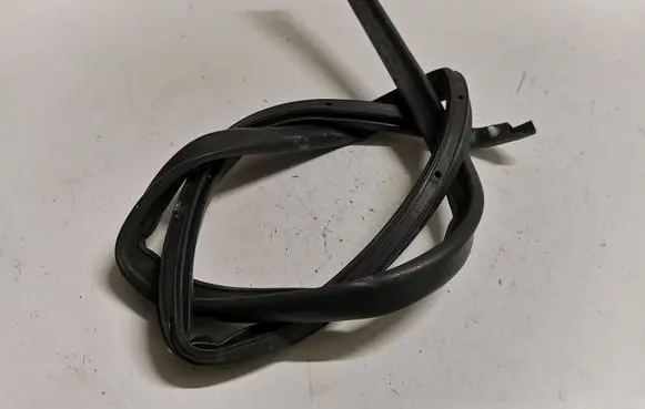 Jaguar F-Type Engine compartment rubber X152M01