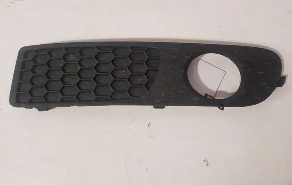 Volvo S80 Front bumper lower grill 30655929