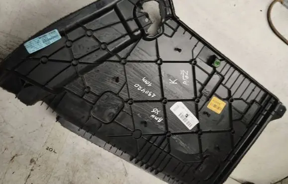 BMW X6 E71 Trunk/boot lower side trim panel 51476981037