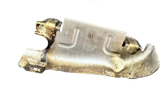 Audi Q5 SQ5 Heat shield in engine bay 06E253037B