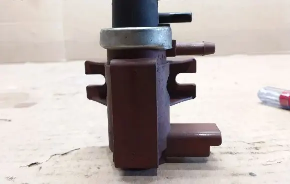 Peugeot 308 Valve vacuum 70096803 9652570180