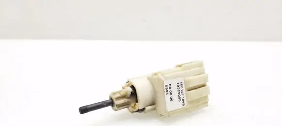 Clutch pedal sensor