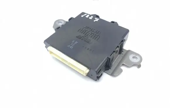 Toyota Prius (XW20) Keyless (KESSY) go control unit/module 8999047023