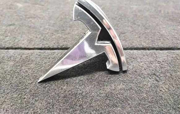 Tesla Model X Manufacturer badge logo/emblem 1047884-00-D