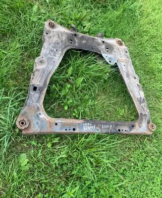 Nissan Juke I F15 Front subframe