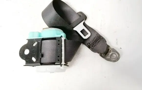 Rear seatbelt