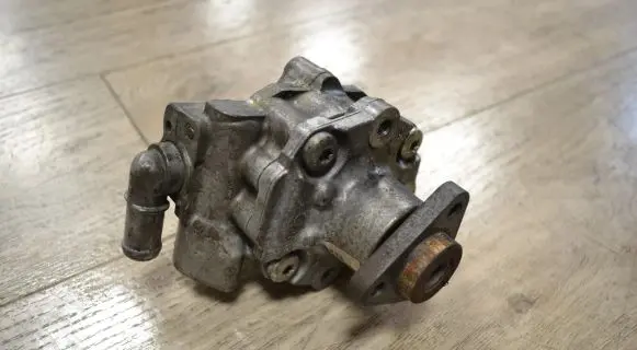 Audi A5 8T 8F Power steering pump 7P6422154