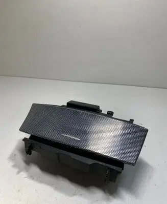Mercedes-Benz CLK A209 C209 Car ashtray A2096800550 A2096800655 E040517001
