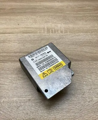 BMW 5 E39 Airbag control unit/module 6920848 V36