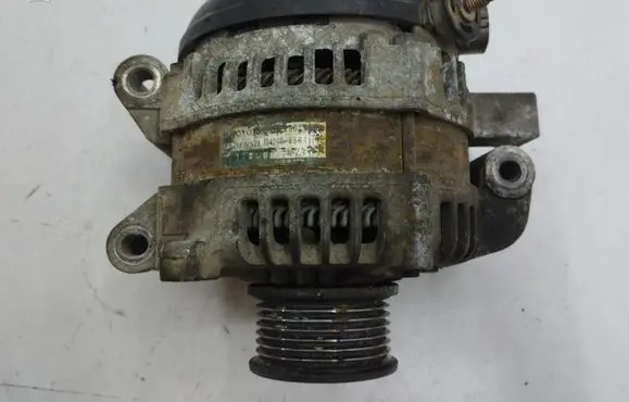 Toyota Corolla Verso AR10 Generator/alternator 2711600G021 1042104591