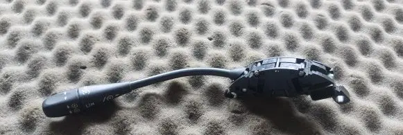 Mercedes-Benz C W203 Cruise control switch 