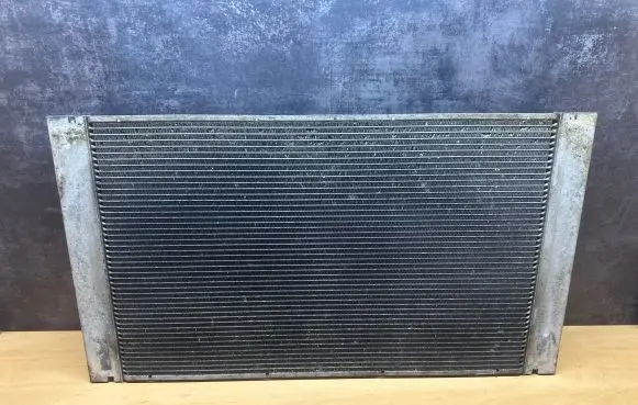 BMW 5 E60 E61 Coolant radiator 7787440 99374004