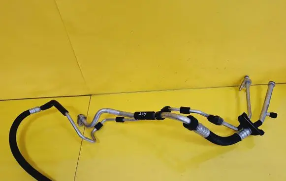 Audi A4 S4 B6 8E 8H Air conditioning (A/C) pipe/hose 8E1260712Q