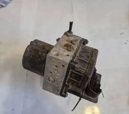 Ford Mondeo Mk III ABS Pump 0263800007