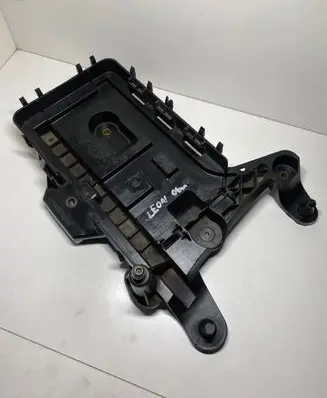 Seat Leon (1P) Battery tray 1K0915333C