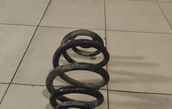 Volkswagen Sharan Rear coil spring