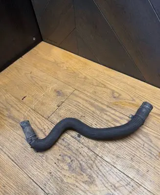 Volvo XC60 Engine coolant pipe/hose