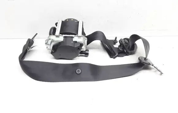 Volvo V40 Front seatbelt 619857500 31390454