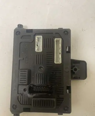Renault Clio III Comfort/convenience module 8200652285
