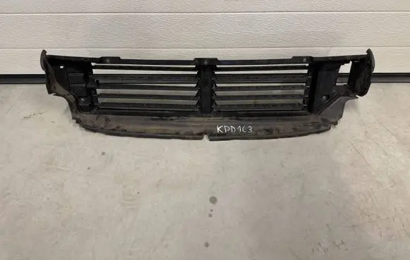 Volvo XC90 Intercooler air channel guide 17051230551KPD163