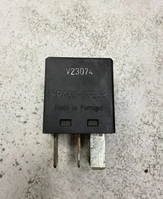 Volvo S80 Other relay 9441161 014771A
