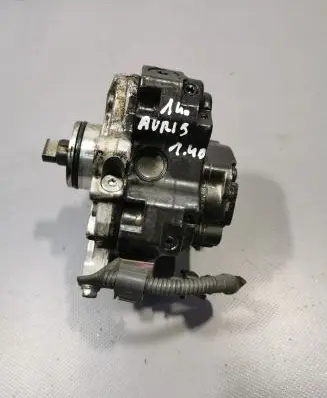 Toyota Auris E180 Fuel injection high pressure pump 0445010392 221000W020