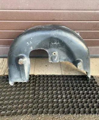 Volvo XC70 Rear arch fender liner splash guards 8650275
