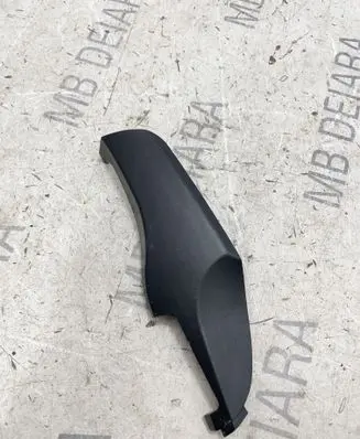 BMW 3 E90 E91 Seat trim 7118491