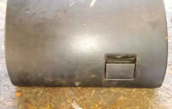 Opel Astra G Glove box 90561334